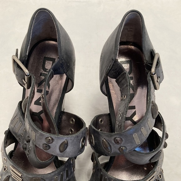 Dknyc Strappy Sandals - Picture 3 of 13